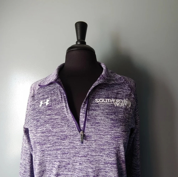 Under Armour Loose Southern Tier 1/4 zip Pullover - Picture 4 of 4